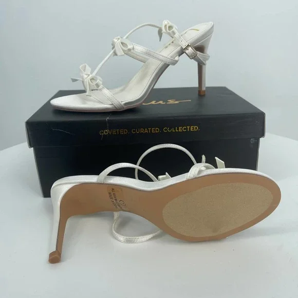 Lulus Reelaine White Satin Bow Ankle Strap Sandals NWT Size 7.5 - Picture 9 of 9